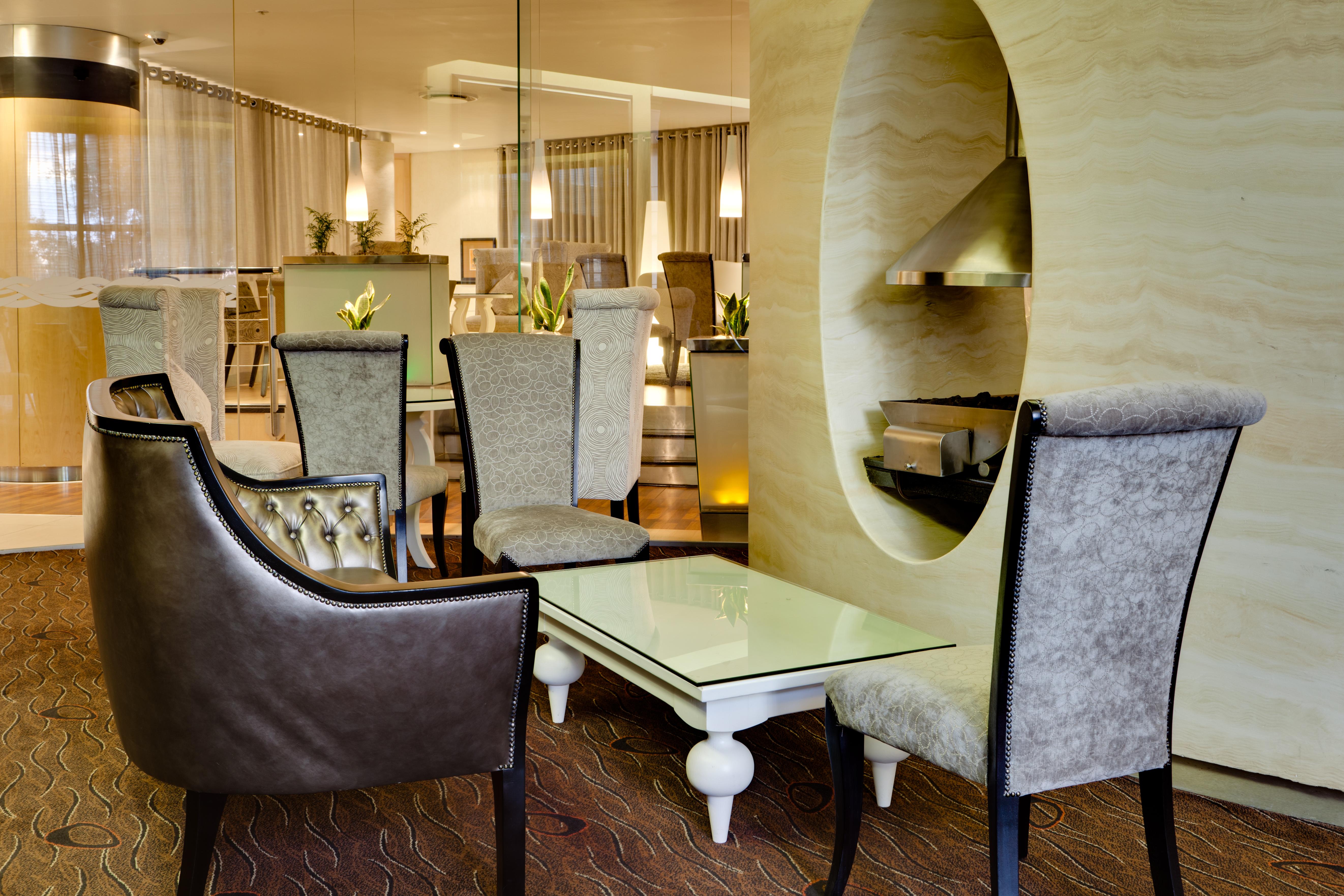 Protea Hotel By Marriott Johannesburg Wanderers Bagian luar foto